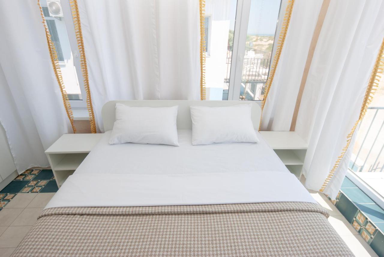 Hotel Ля Вады à Zatoka Extérieur photo