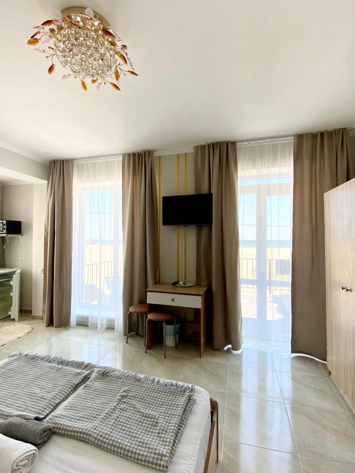 Hotel Ля Вады à Zatoka Extérieur photo