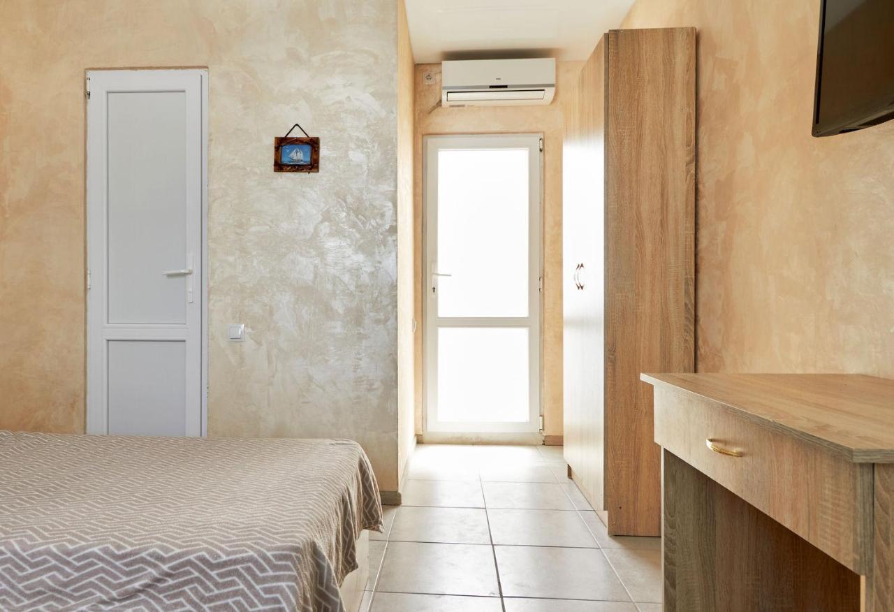 Hotel Ля Вады à Zatoka Extérieur photo