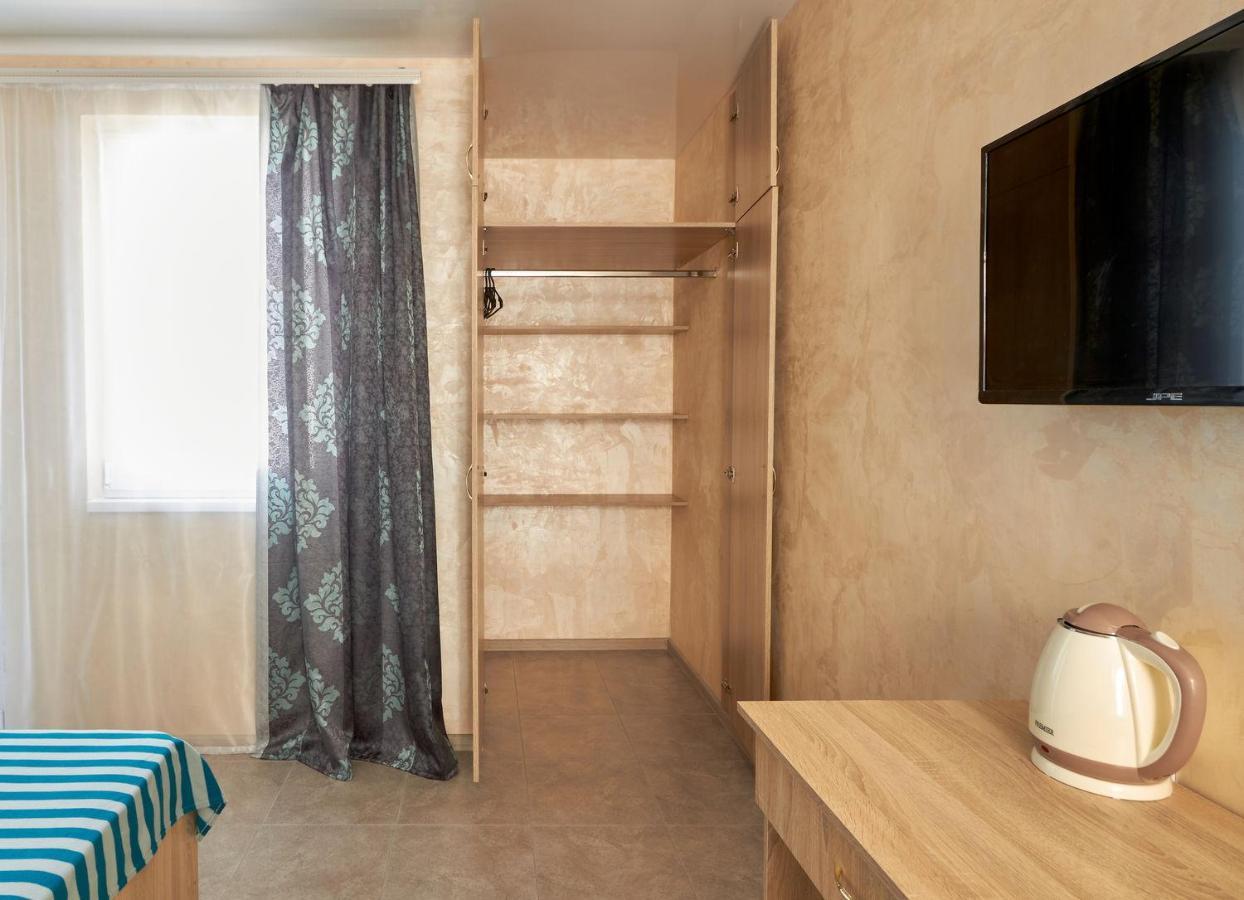 Hotel Ля Вады à Zatoka Extérieur photo