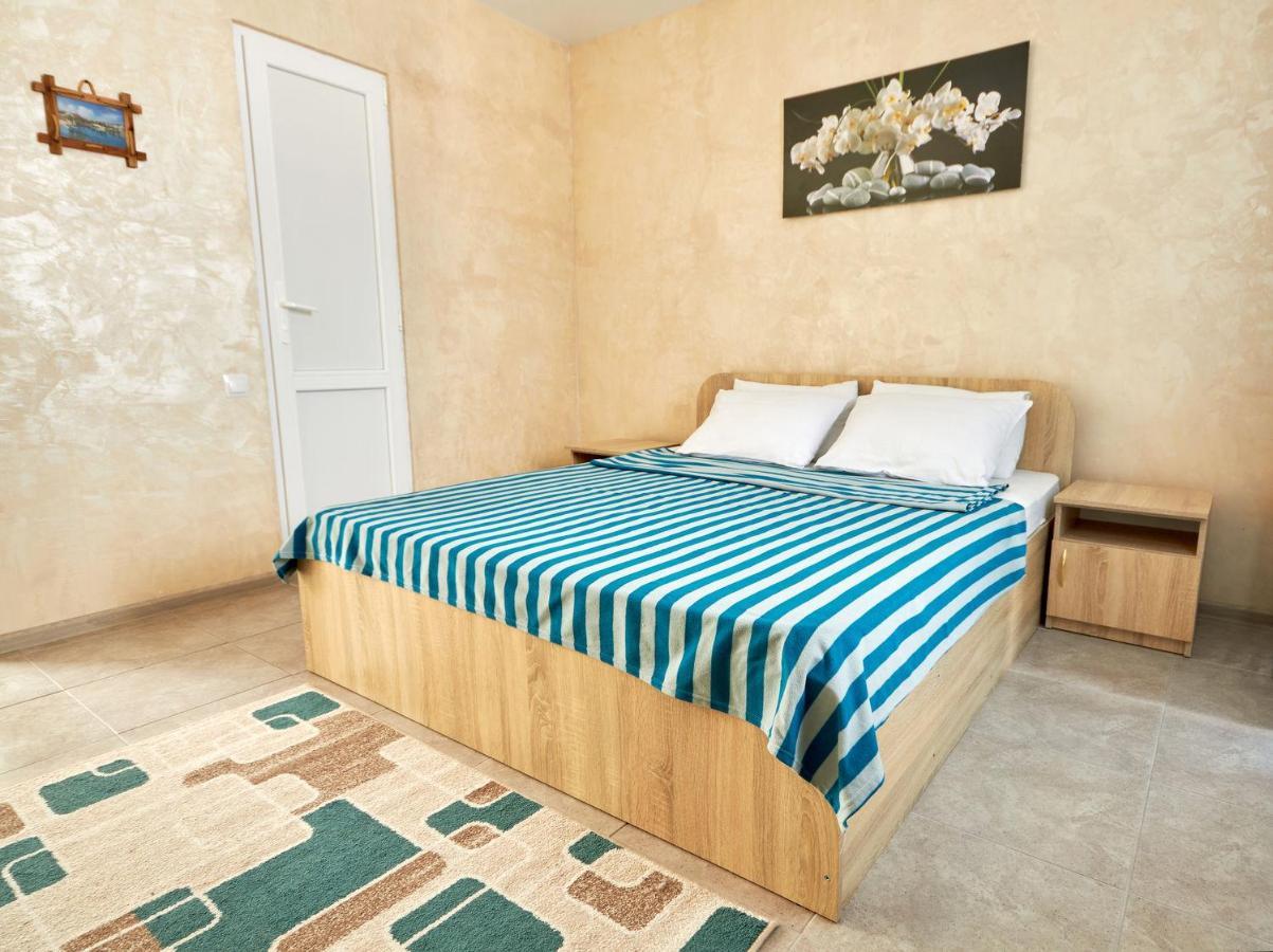 Hotel Ля Вады à Zatoka Extérieur photo
